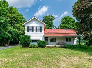 1208 W Valley Rd, Adrian, MI 49221