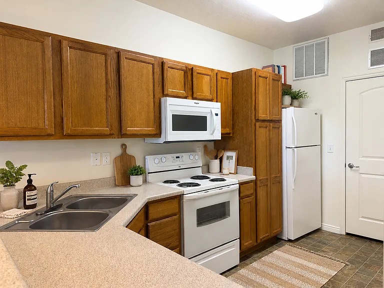 Liberty Landing Apartments, West Jordan, UT, Kitchen