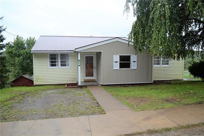 220 W Main Street