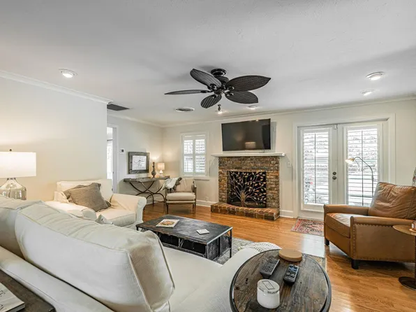 1750 Bayview Dr Floor 1-ID1590855P, Sarasota, FL 34239