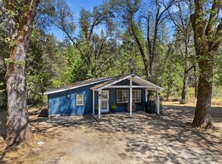 13725 Peardale Rd, Grass Valley, CA 95945