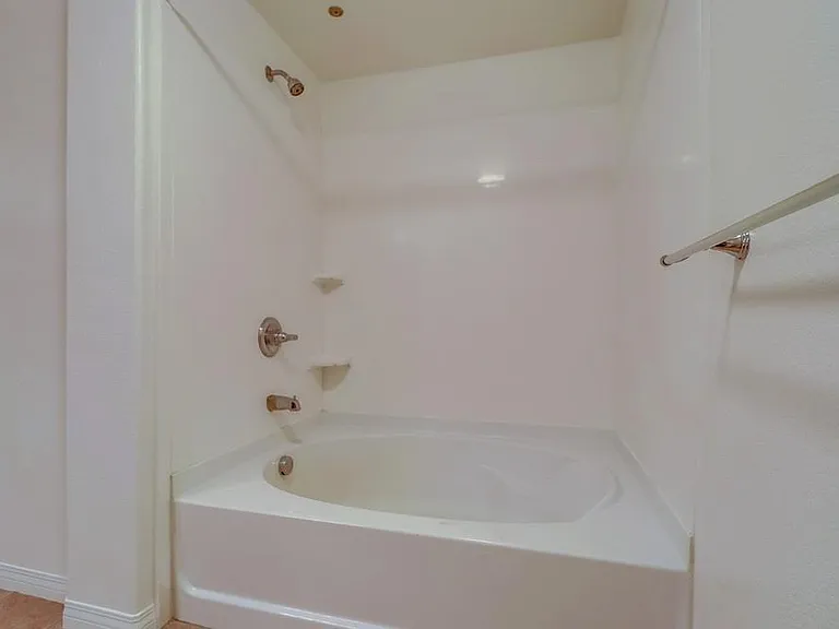 3950 Ohio St #418 — Photo 10