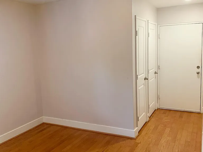 2441 Vail Ave #C5 — Photo 2