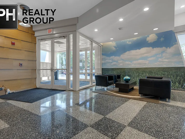 290 Pleasant St #213 — Photo 17