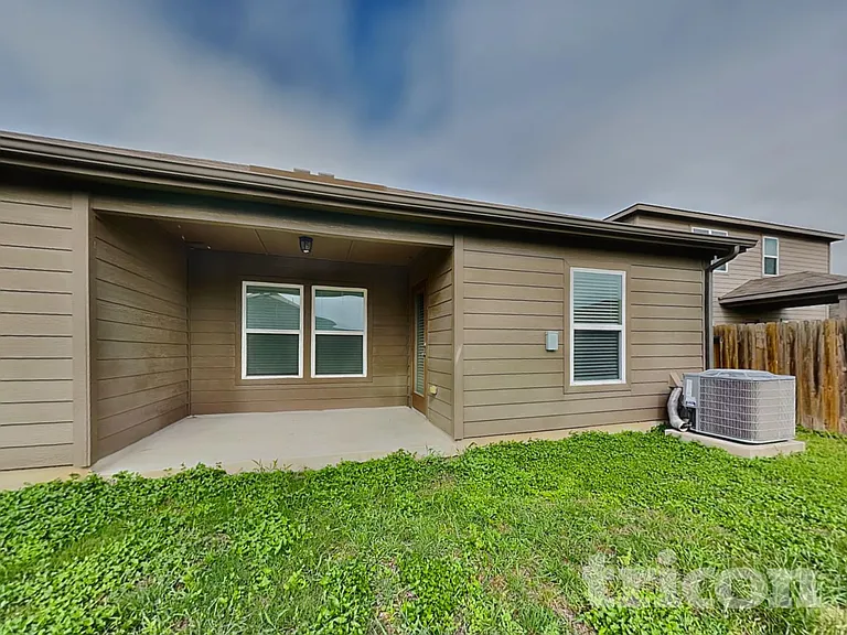 210 Posey Pass — Photo 14