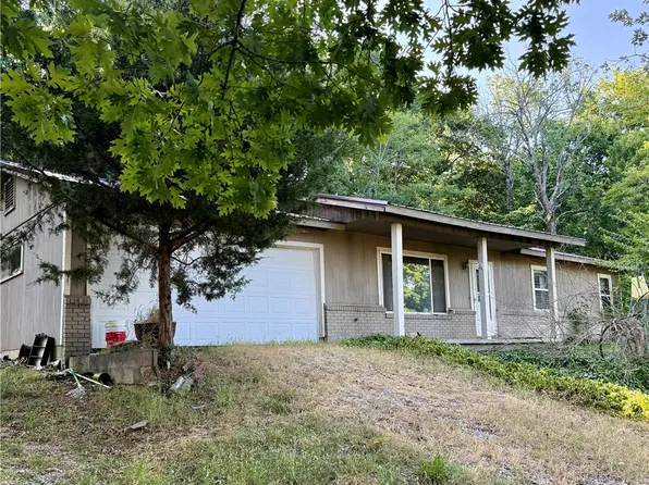 36 S Redbud Ave, West Fork, AR 72774
