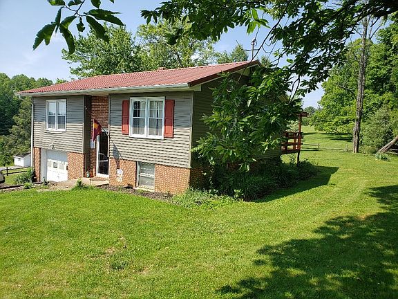2nd image of 104 Stanley Dr