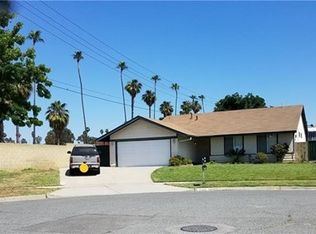 9510 Charter Oak Ln, Riverside, CA 92503