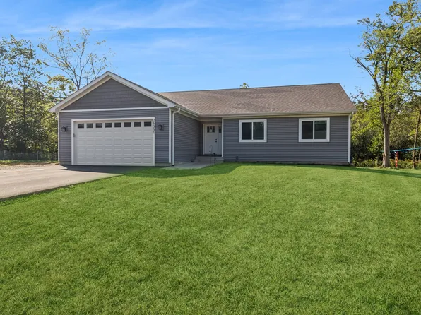 26351 W Park Pl, Antioch, IL 60002