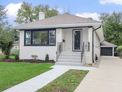 610 Pleasant Ave, Glen Ellyn, IL, 60137