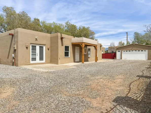 1331A Maez Rd, Santa Fe, NM 87505