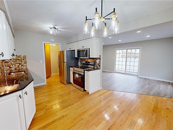 3rd image of 20408 Williamsburg Ct #206C