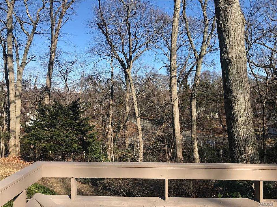 2nd image of 21 Hawks Nest Rd