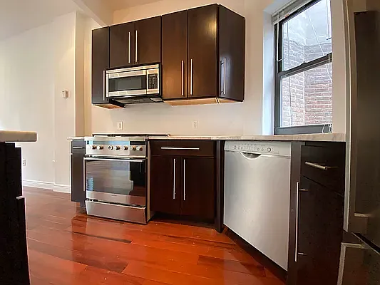 Rented by Portman Realty Corp | media 10