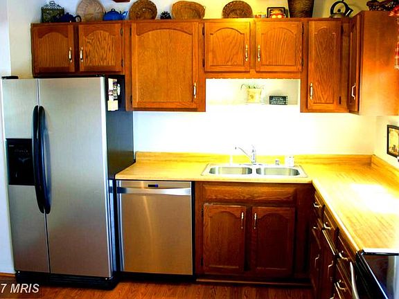 4th image of 4905 Kirkdale Dr