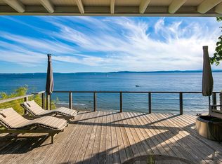 2323 Perkins Ln W, Seattle, WA 98199