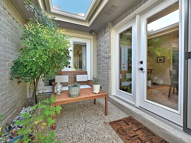 11133 Pinehurst Dr #C — Photo 28