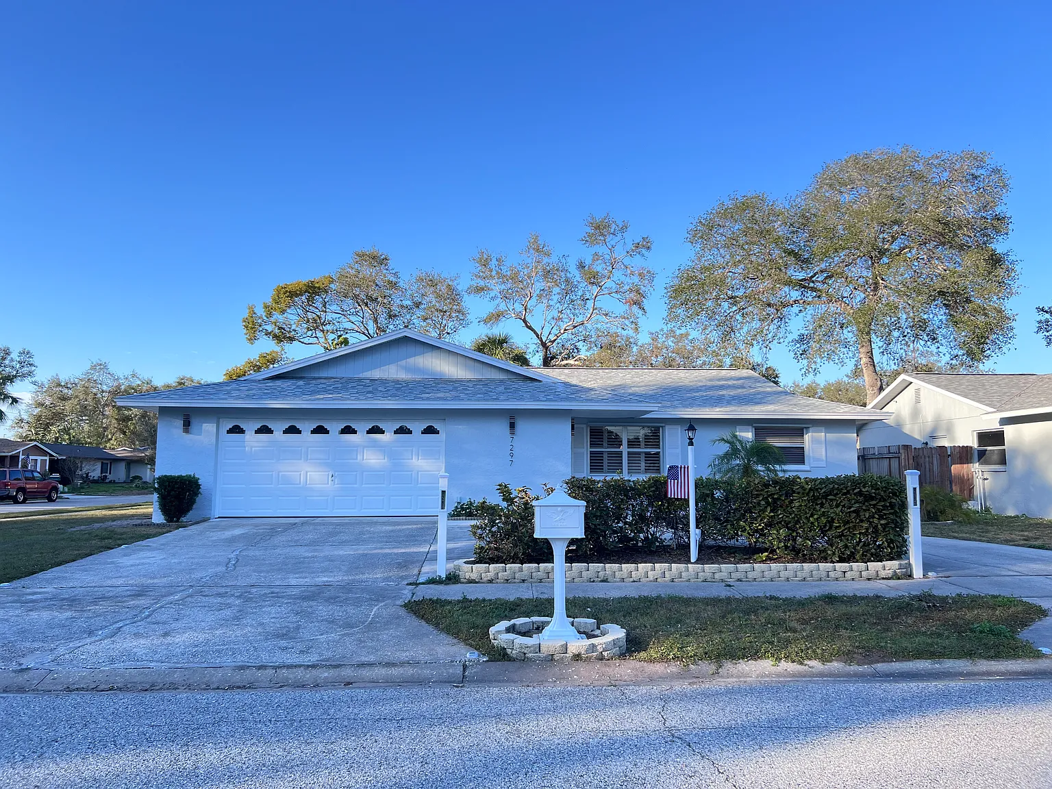 3 bed, 1243 sqft, $3,300 — Photo 3