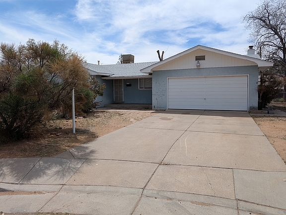 3rd image of 3913 Palomas Ct NE