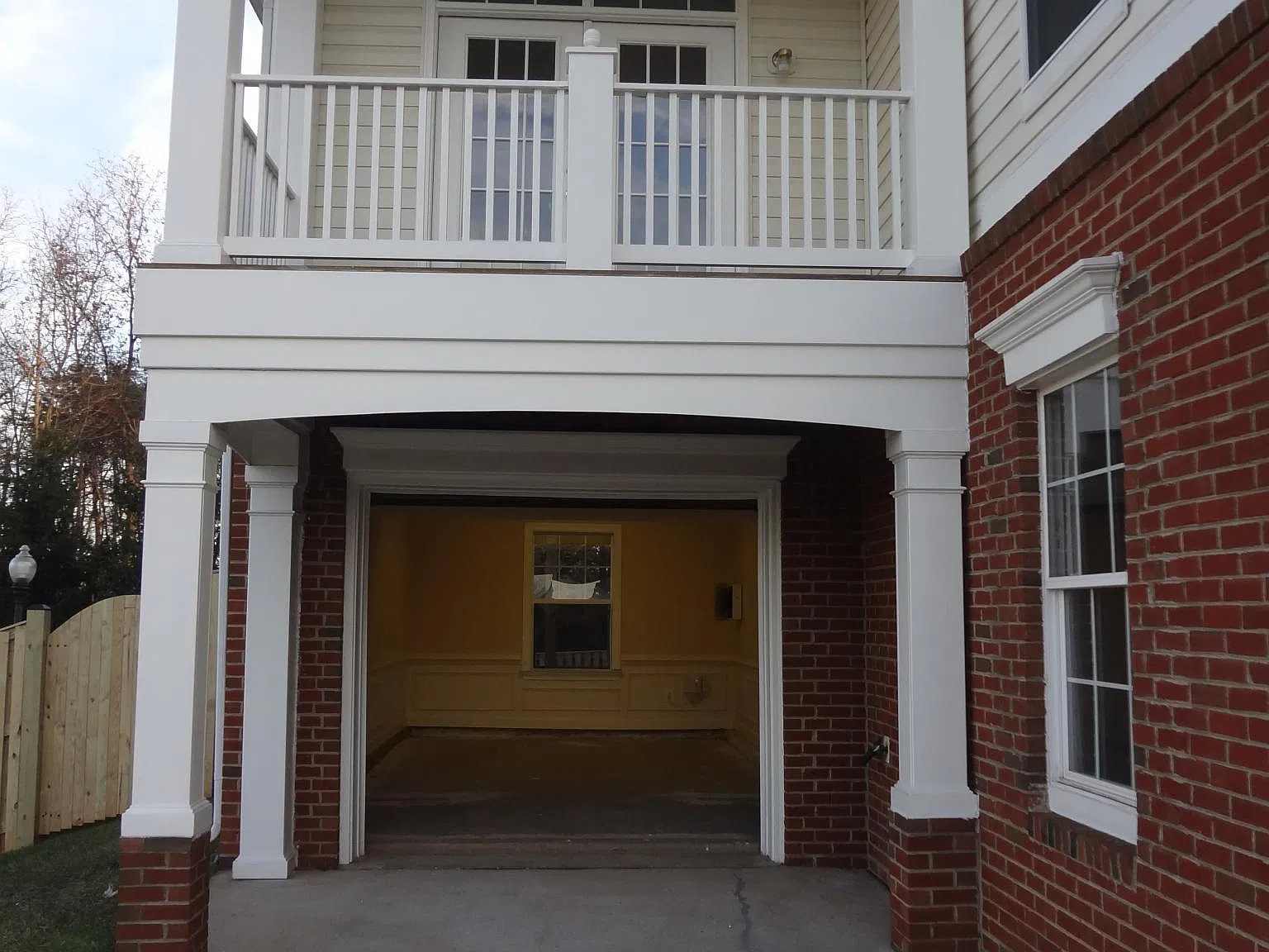 3 bed, 2.5 bath, 2907 sqft, $3,500 — Photo 4
