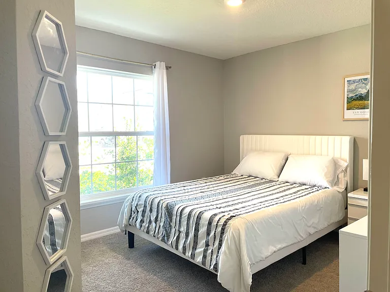 315 Lily Ln — Photo 12