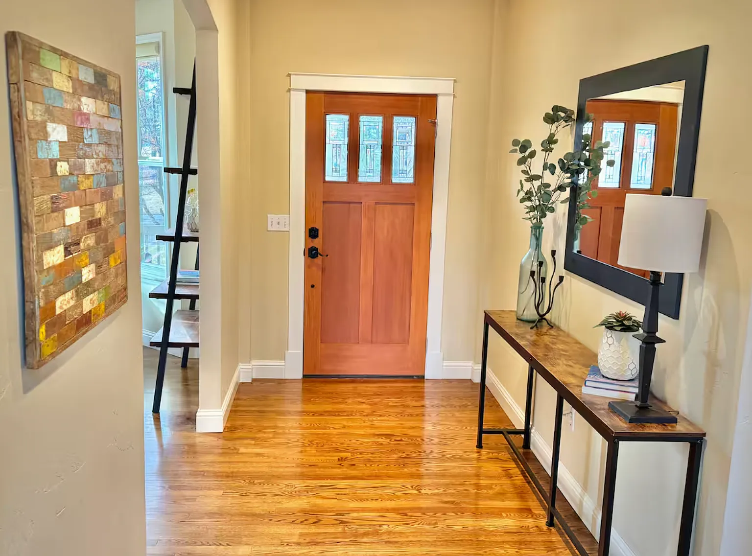 5 bed, 3173 sqft, $22,000 — Photo 3