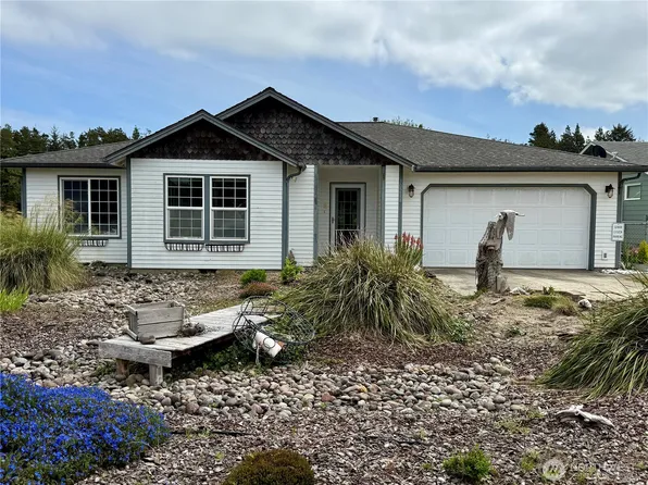 30214 H Street, Ocean Park, WA 98640