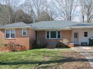 222 Lakewood Dr, Clinton, SC 29325