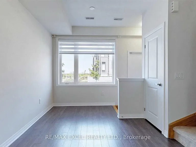 33 Thomas Mulholland Dr — Photo 4