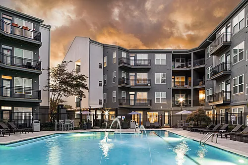 Block Lofts Photo 1