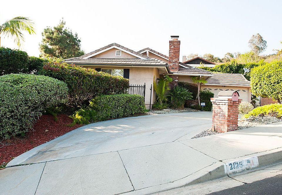 1st image of 2125 El Arbolita Dr