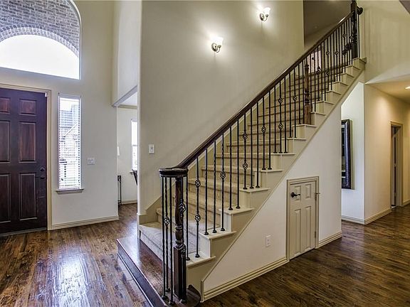 5th image of 3805 Park Manor Ct
