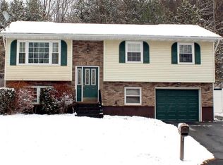 53 Kuhl Blvd, Wynantskill, NY 12198