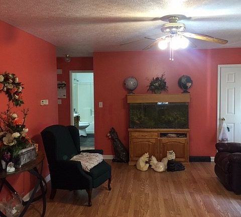 2nd image of 1247 Lockett Dr