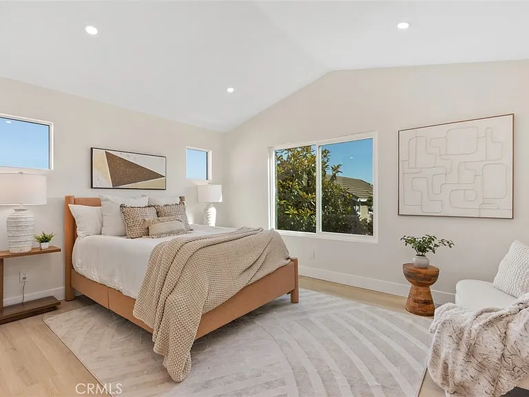 5 Chatri Cir — Photo 20