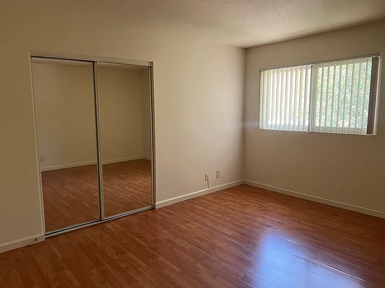 476 E Santa Anita Ave #G — Photo 8