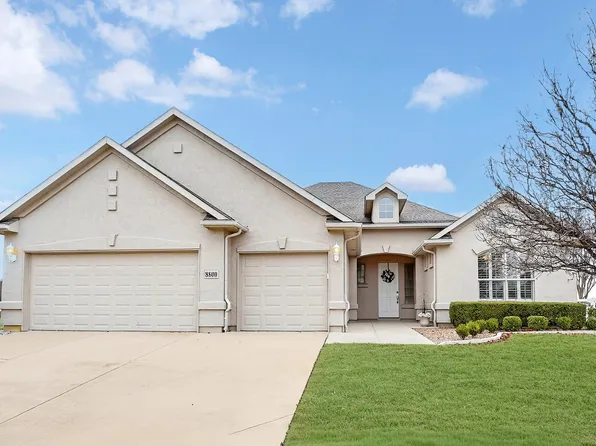8800 Freeport Dr, Denton, TX 76207