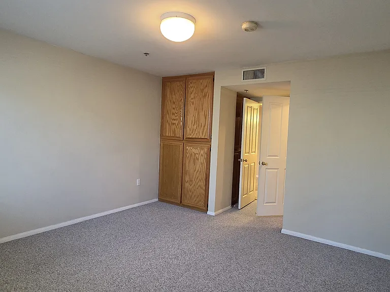4501 Cedros Ave #237 — Photo 18