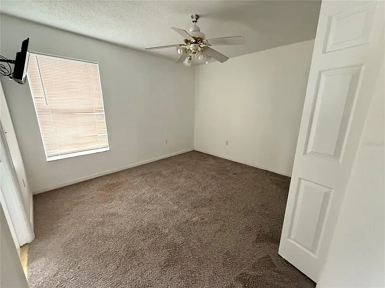 2918 Blooming Alamanda Loop — Photo 15