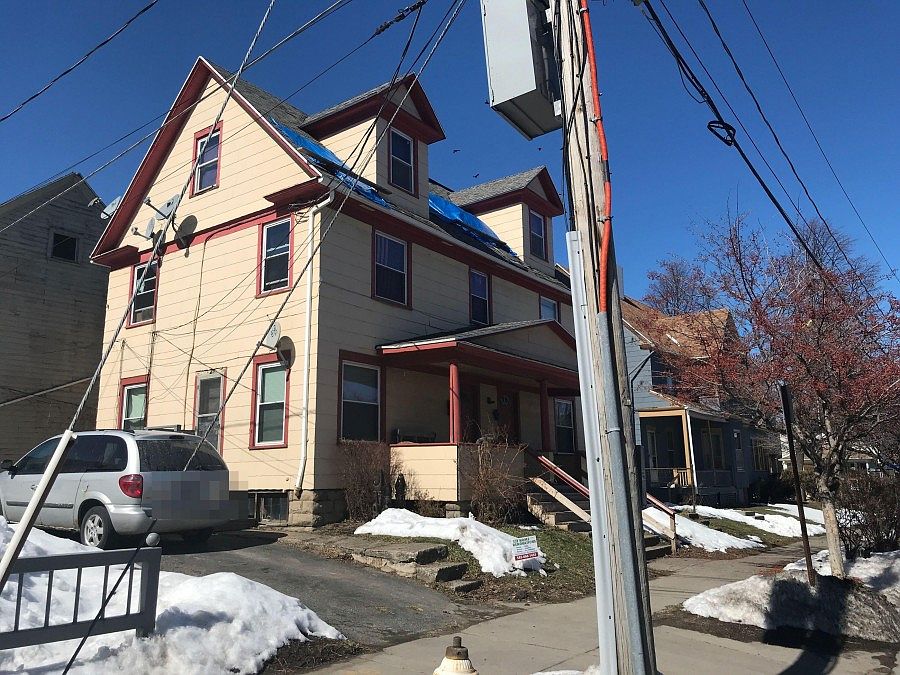 2nd image of 305-307 N Goodman St