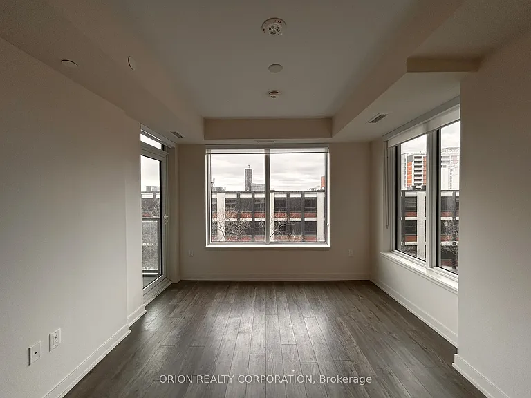 212 King William St #620 — Photo 8