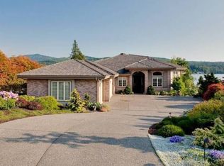 1709 Golden Ct, Bellingham, WA 98226