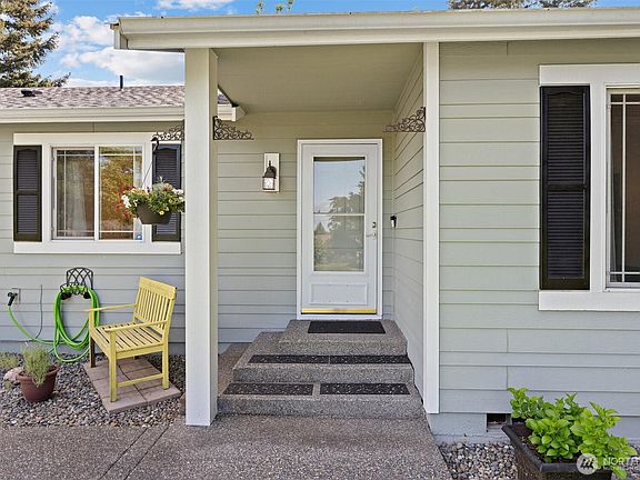 3rd image of 29527 82nd Avenue Ct S
