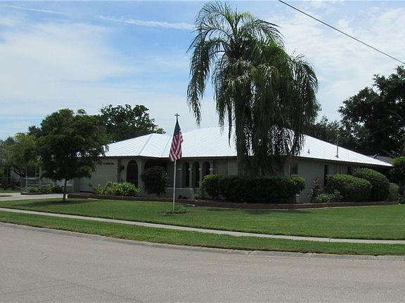 2nd image of 4717 Meridian Cir