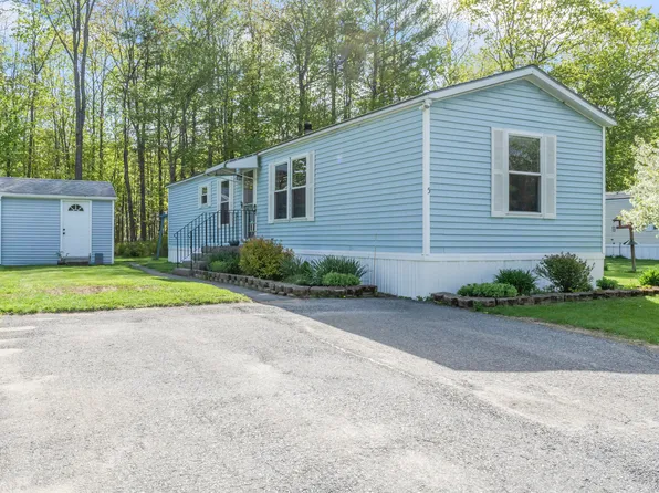 5 Kennebec Drive, Lisbon, ME 04250
