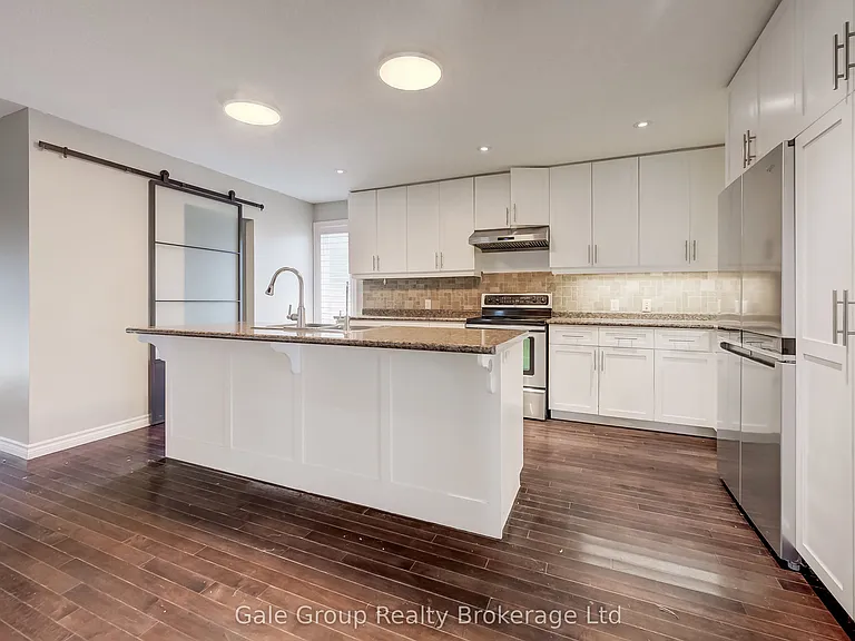 151 Norwich Ave — Photo 25