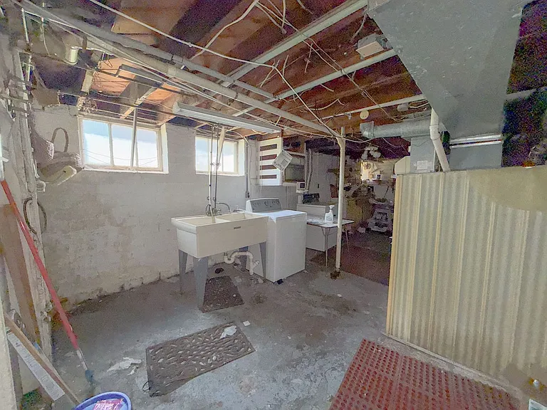 9392 Woodside St — Photo 21
