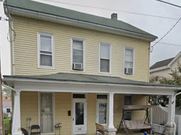 111 W Franklin St, Ephrata, PA 17522
