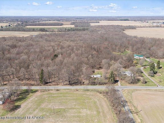 3rd image of Tuttle Rd