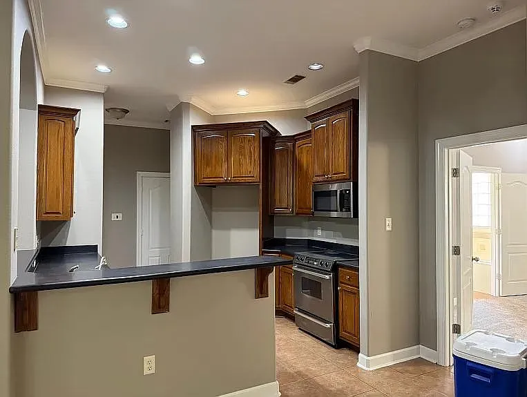 3200 Mossy Creek Dr — Photo 8